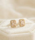 1 × Pair of Luxury Gold Stud Earrings